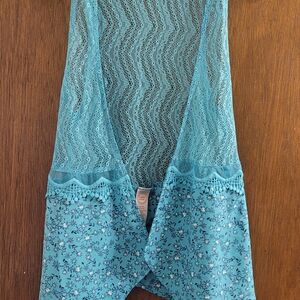 Wonder Nation Teal Floral Lace Vest
